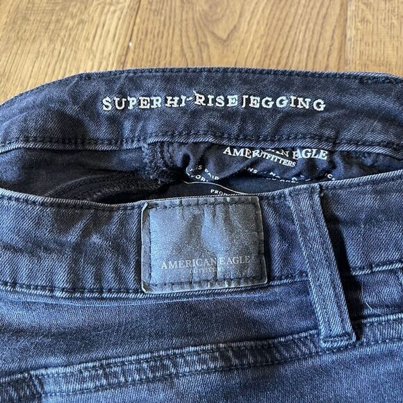 American Eagle Women's Size 4 Long Super Stretch Black High Rise Denim Jegging - Picture 7 of 8